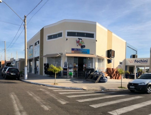 Loja de materiais para construo completa, com tudo para eltrica, hidrulica, ferragens, acabamentos